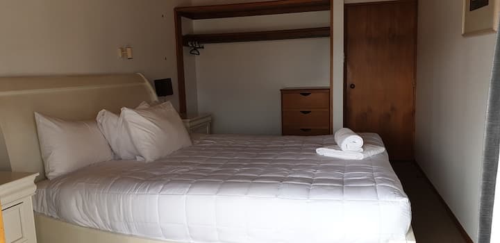 Zweites Schlafzimmer