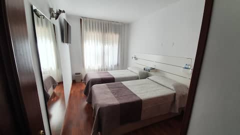 Habitación privada con buena ubicación.