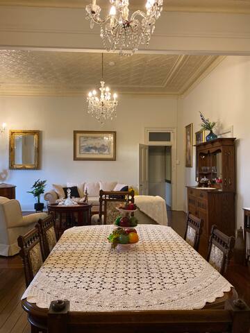 Wingham House 1889 – Entire Bnb (2 rooms) gallery image 4