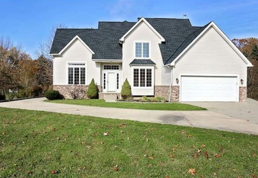 Circular driveway for convenience and space.