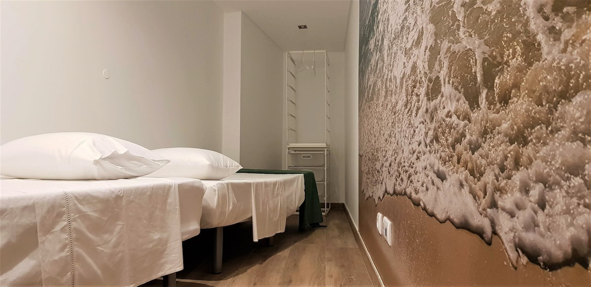 Habitación con cama doble