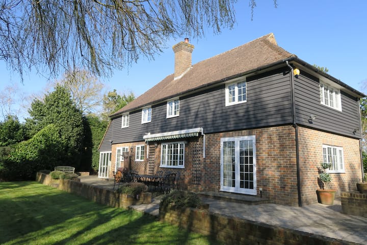 Splendid Tranquility In Lovely Tenterden. - Tenterden