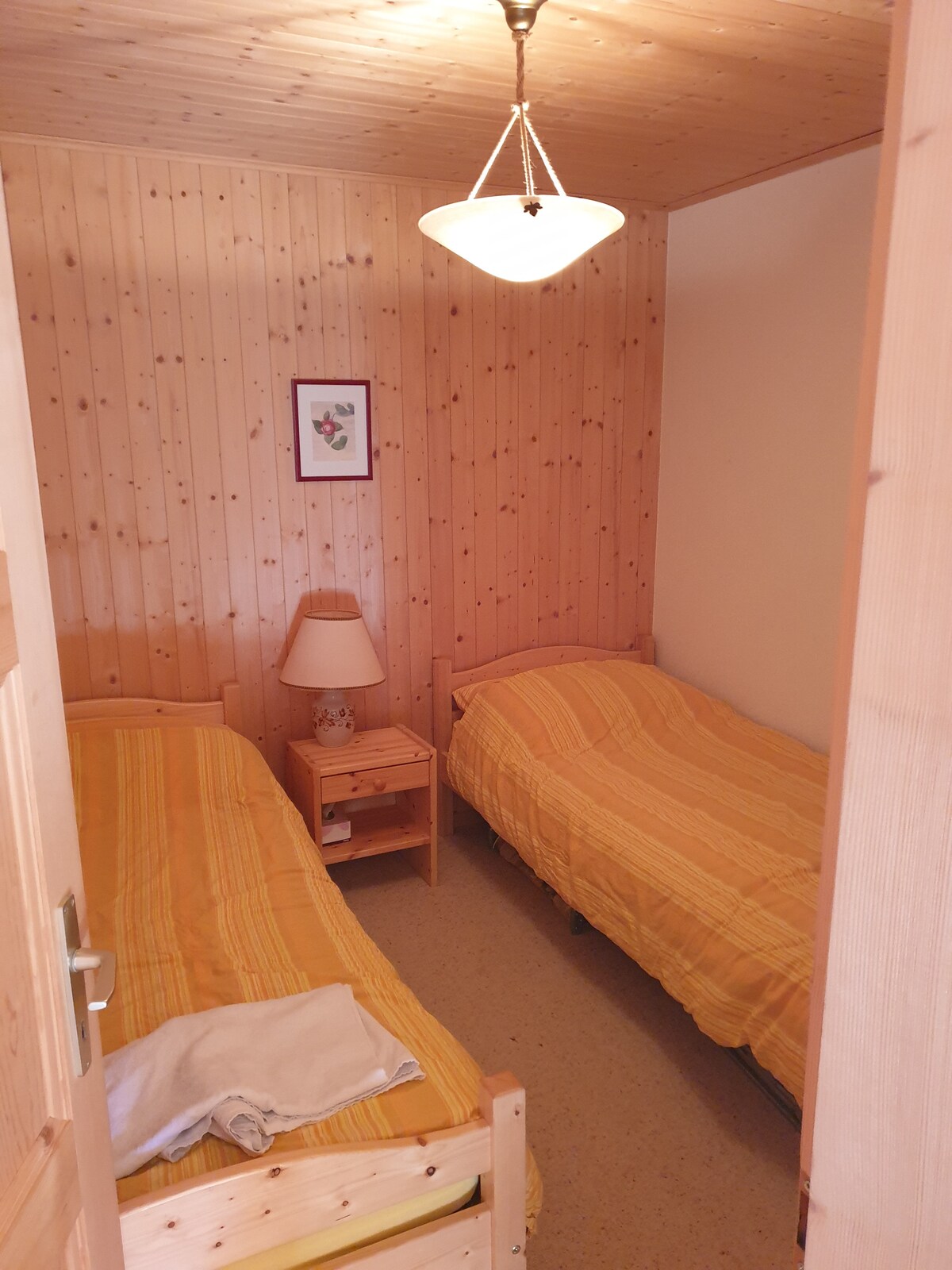 ტყუპი საძინებელი