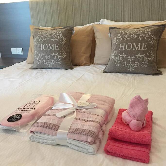 Cozy Suite at Straits Quay