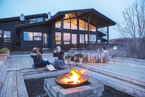Luxury Lodge, 10 Bdr, Spa, Sauna, Gym, Game Room