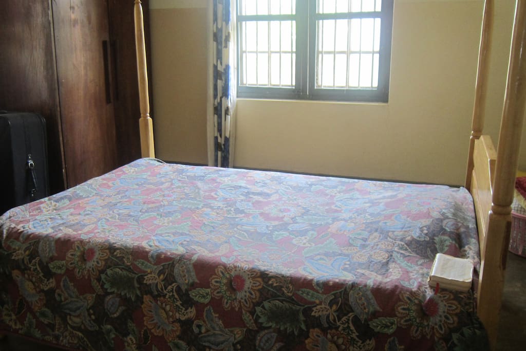 Bed room