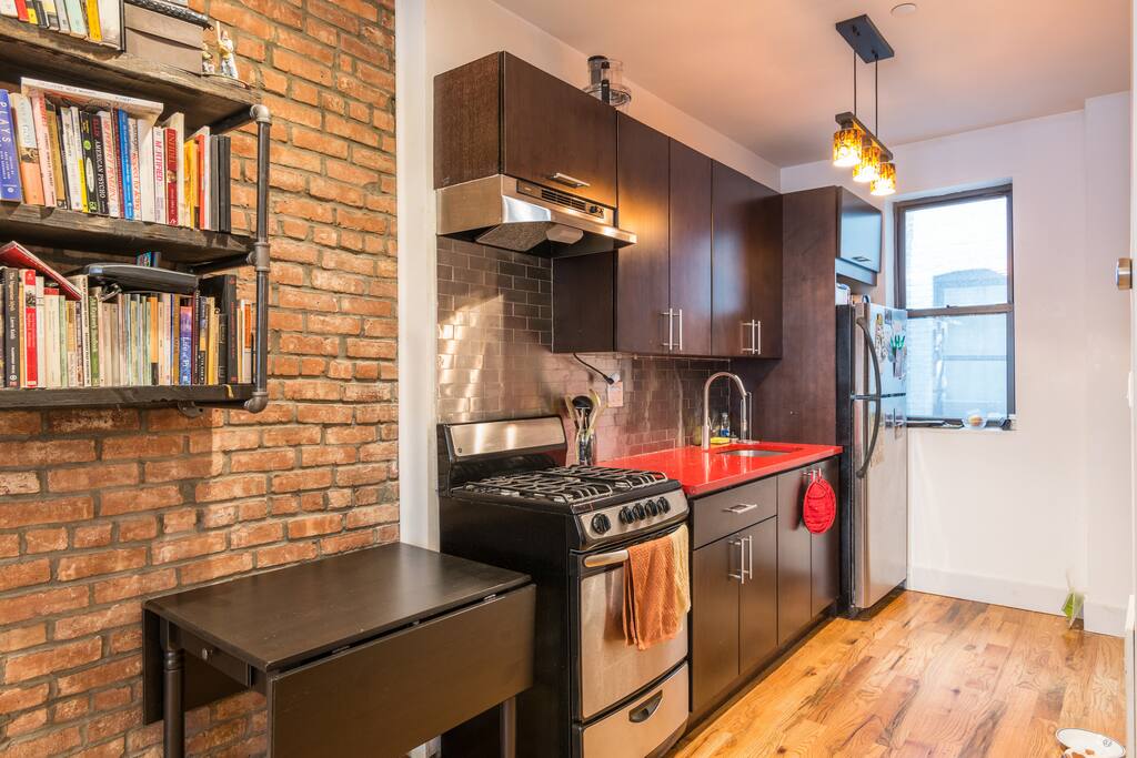 Save money on meals by cooking in this fully outfitted kitchen, with all the tools you need (Vitamix, crock pot, cutlery, dishes, etc.)