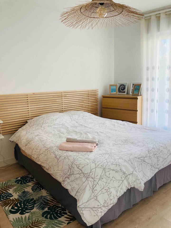 Krevat dopio në dhomë 160*200cm