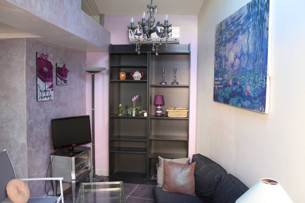 Salon view 3