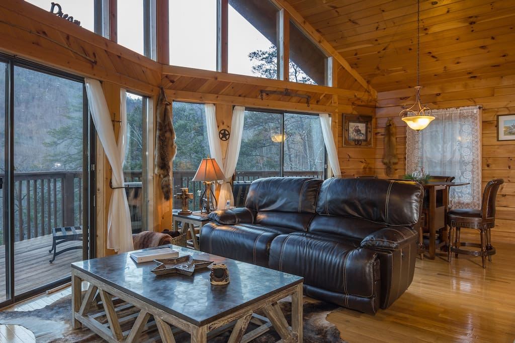 Relax In The Over-Sized Double Reclining Leather Loveseat Enjoying The Gorgeous Mountain Views!