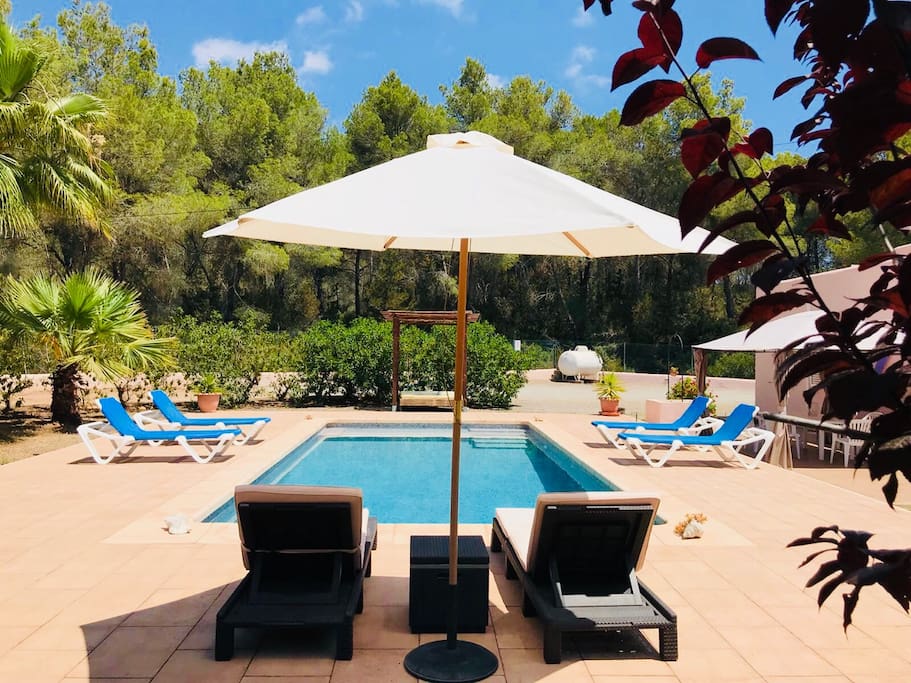 pool area