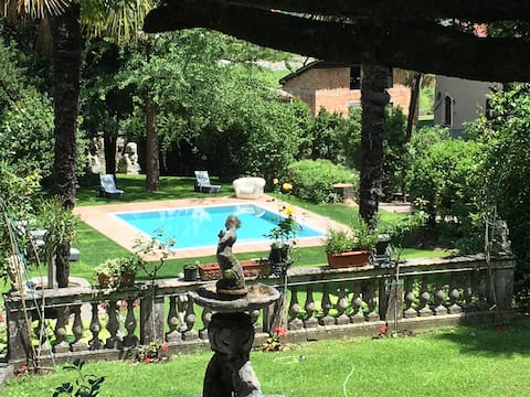 Successful Airbnb property: Umberto Eco - 2/7 guests in Villa Angelica in Riva Del Garda