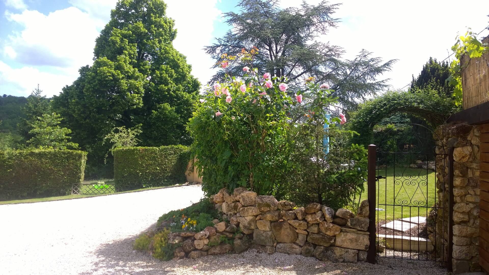 Cote du Grel cottage 4/5, pool, private garden & balcony, fantastic location — photo 4
