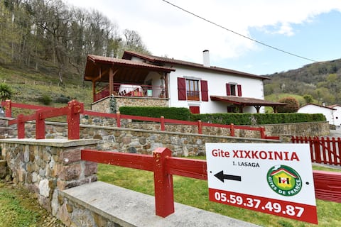 Beautiful cottage full of character in the heart of the Basque Country