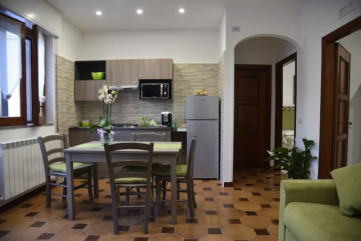 JAZZ AND BLUES HOUSE 3 NEAR THE PAT OF GODS