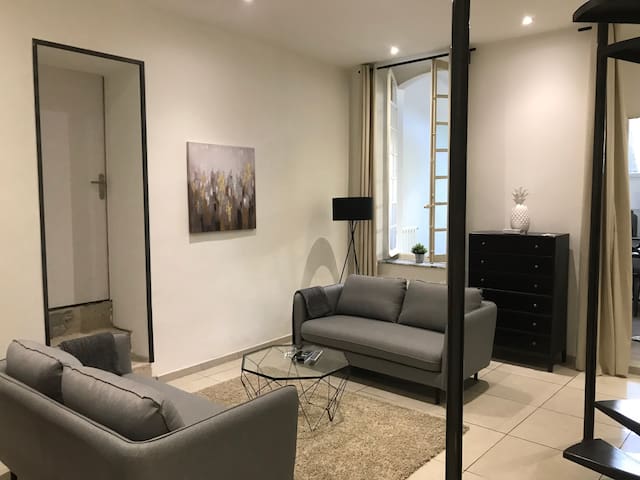 Yacht Crew Concierge managed Airbnb listing 3