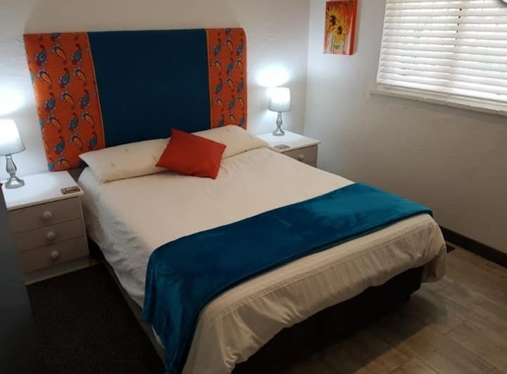 2 - ра спалня с двойно легло