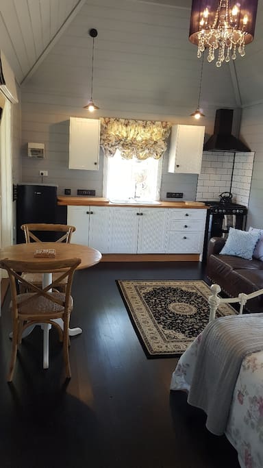 Kitchen / Dining area