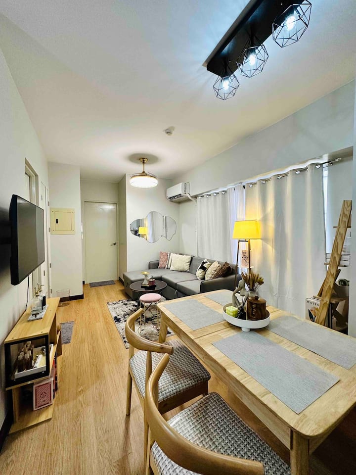 Verdon Parc Oasis 2BR Retreat Apartments for Rent in Davao City