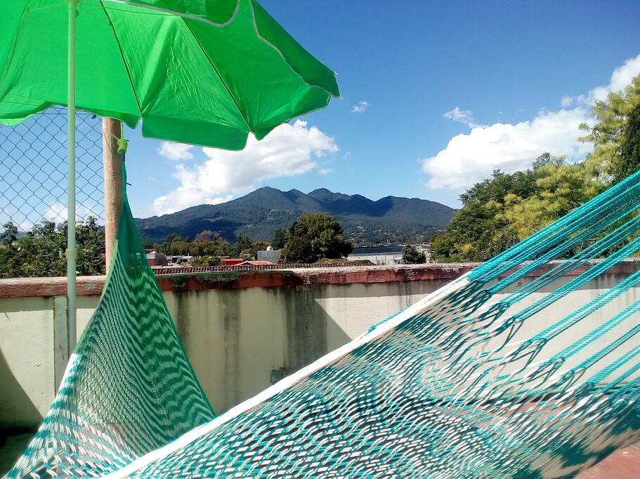 Terraza con vistas y hamaca
