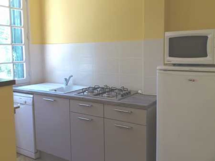 Cuisine donnant sur le séjour
