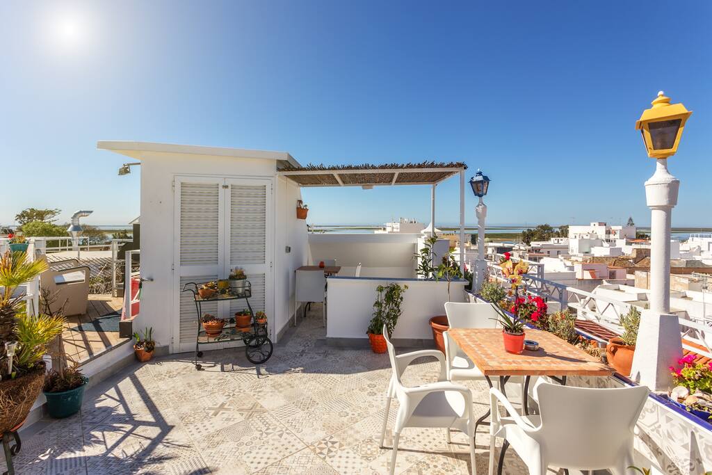 Pensão Bicuar Roof Garden Terrace