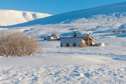 NUEVA casa de verano cerca de Akureyri