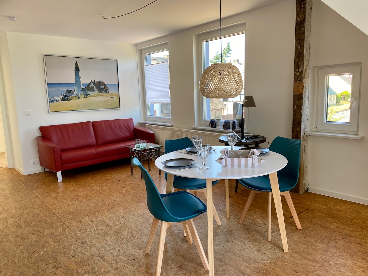 Top Airbnb: Island view Rügen, cozy, bright apartment in Kröslin