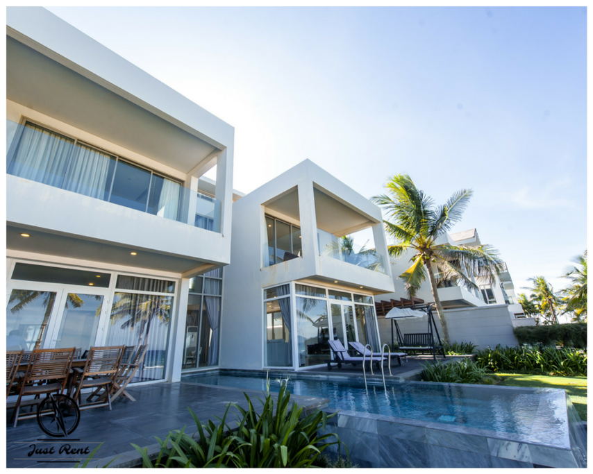 Views of the villa from the ocean direction. You only need to take a few steps to reach the beach!