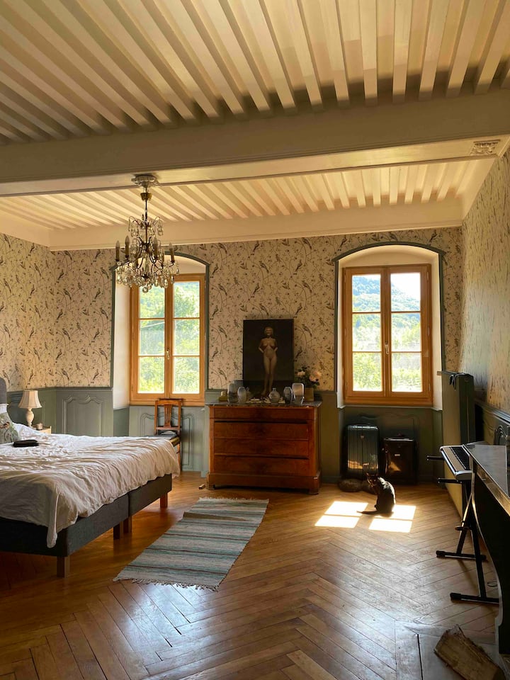 Dhoma e gjumit 2 / La Chambre aux Oiseaux