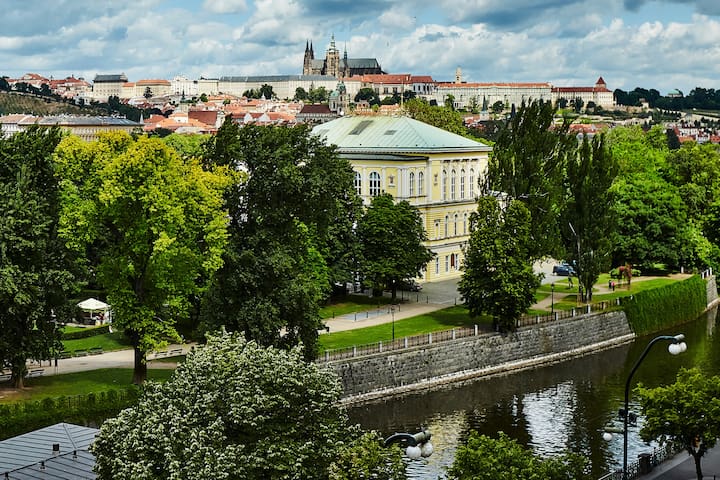 Prague Castle River View 4 BD 2.5BA