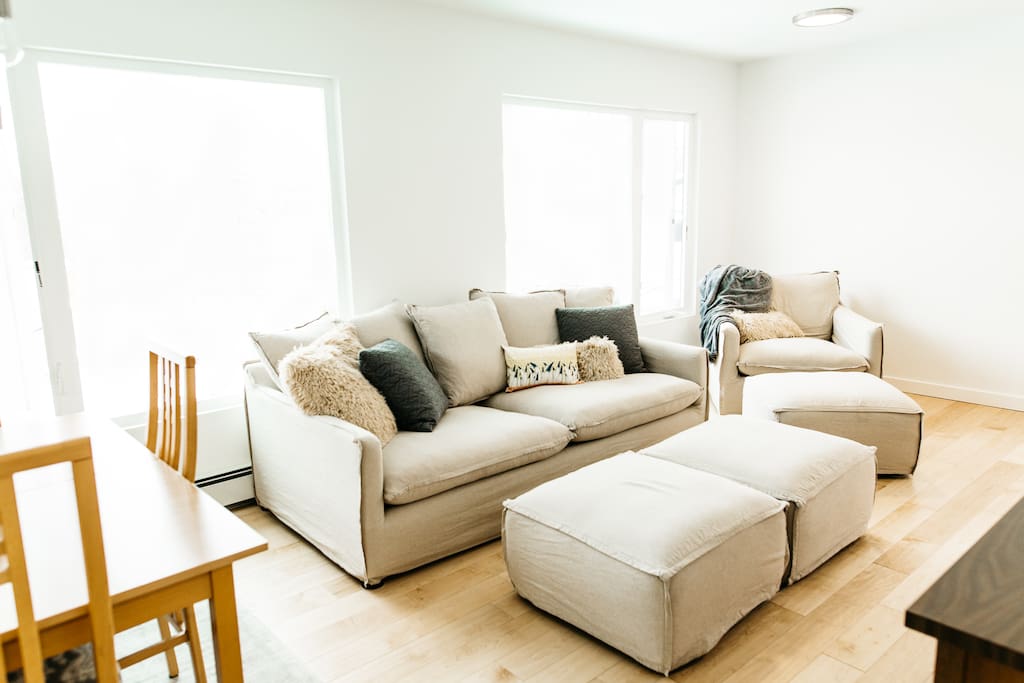 Harwood Hand-scraped Maple Wood Floors