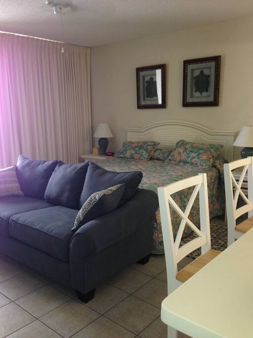 King sized bed & sofa