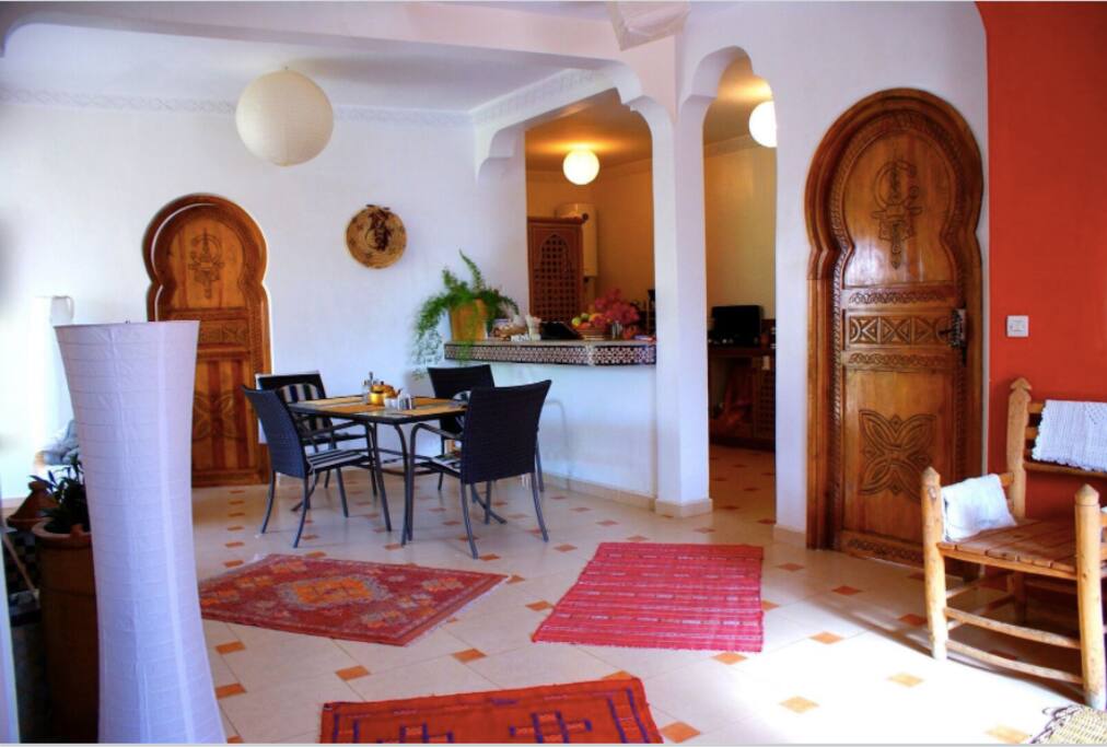 SALON 2