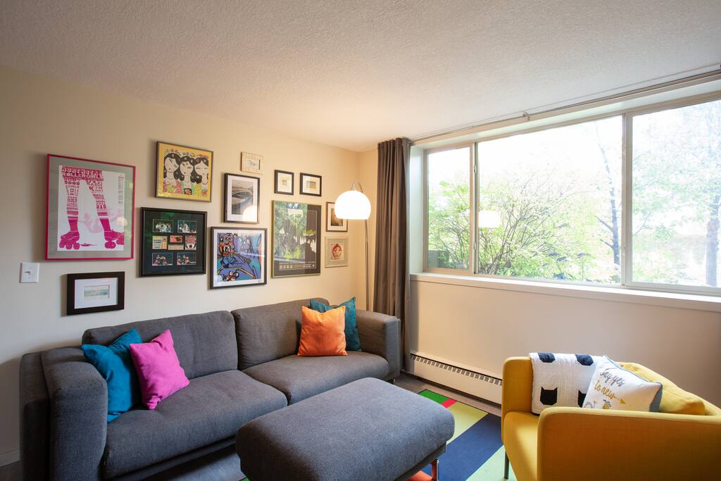 You'll find lots of art to enjoy while in the warm space