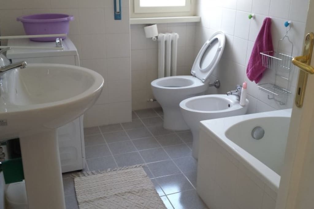 Bagno in comune
Bathroom