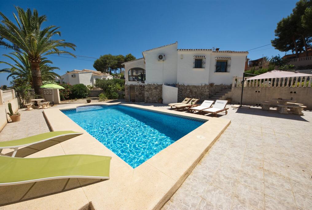 pool