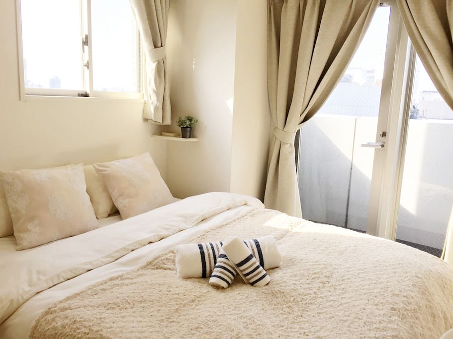 Double Bed
双人床