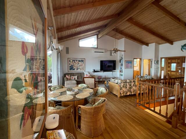 Spacious Waterfront with Gorgeous View & Pool gallery image 2