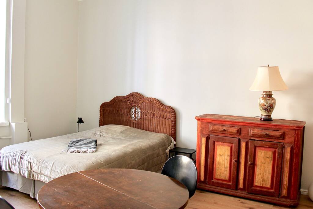 Comfortable 160 x 200 cm double bed with down duvet's and high quality bedsheets.