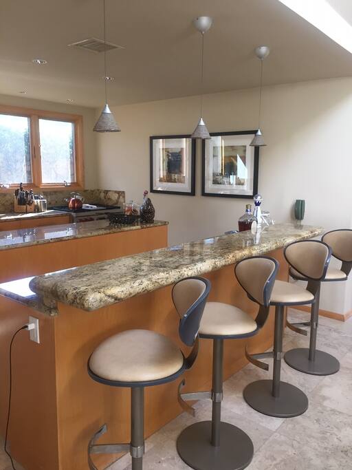 Kitchen Bar and Stools