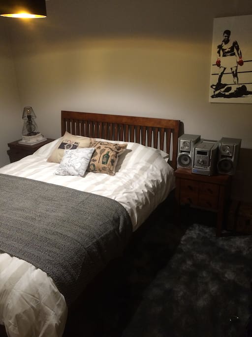Kingsize Bedroom