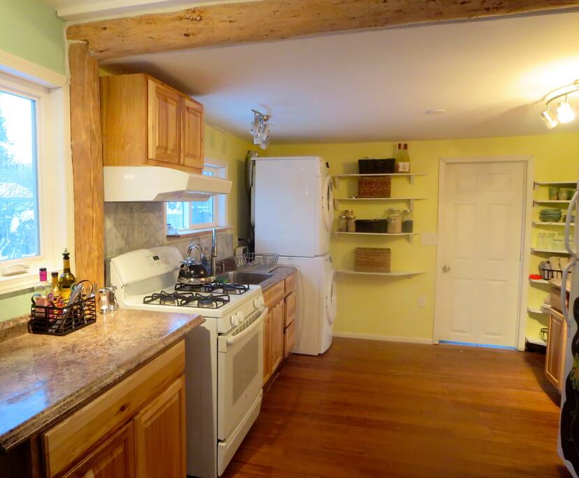 Make yourself at home in this cozy, clean kitchen. Hand made pottery. Washer and Dryer.