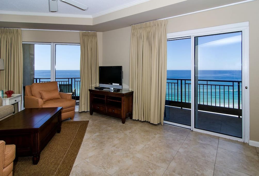 Gorgeous Gulf View and Balcon