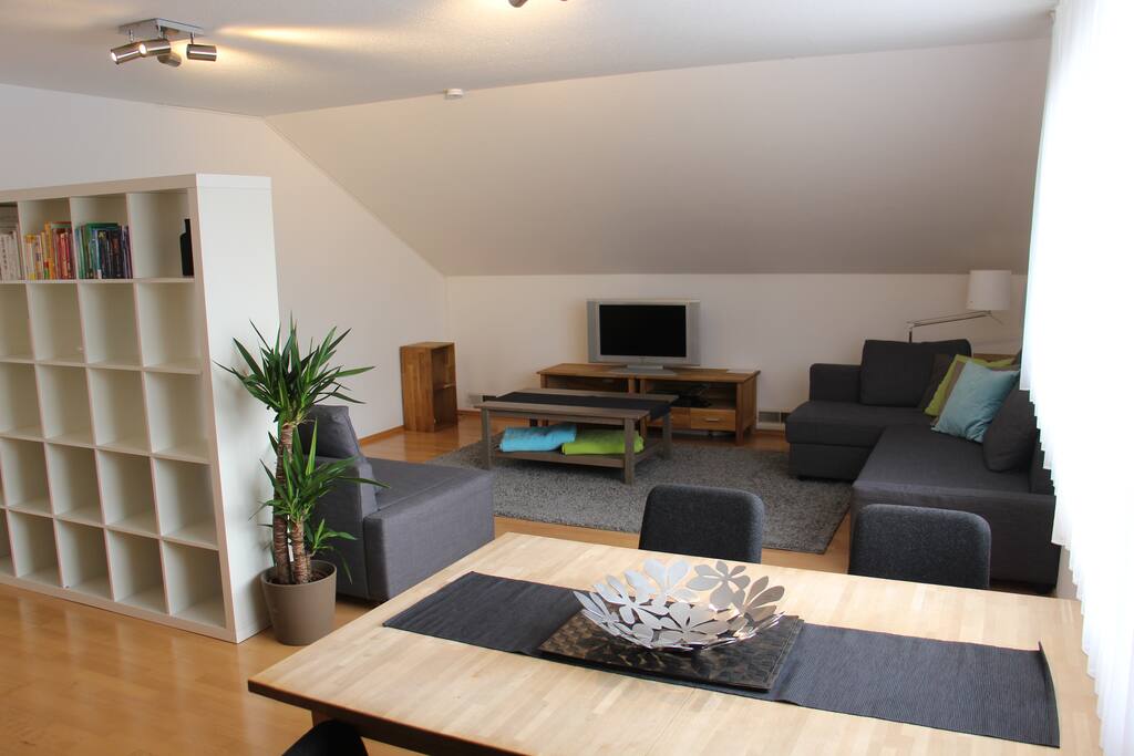 Großes Wohnzimmer