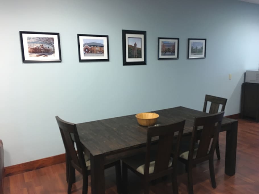Dining table with seating for 6/7 people.