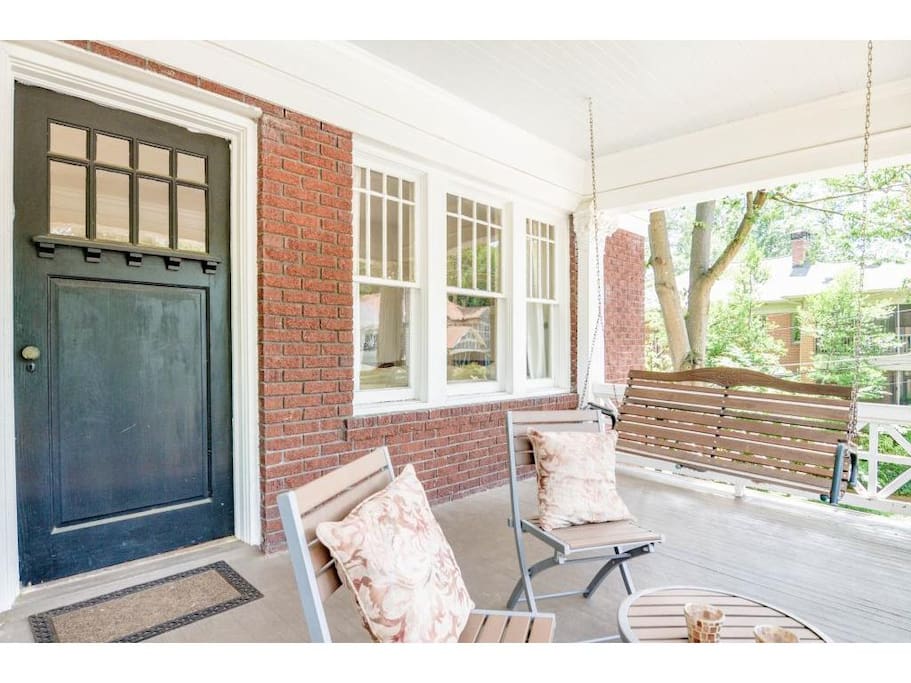 Wonderful and spacious porch