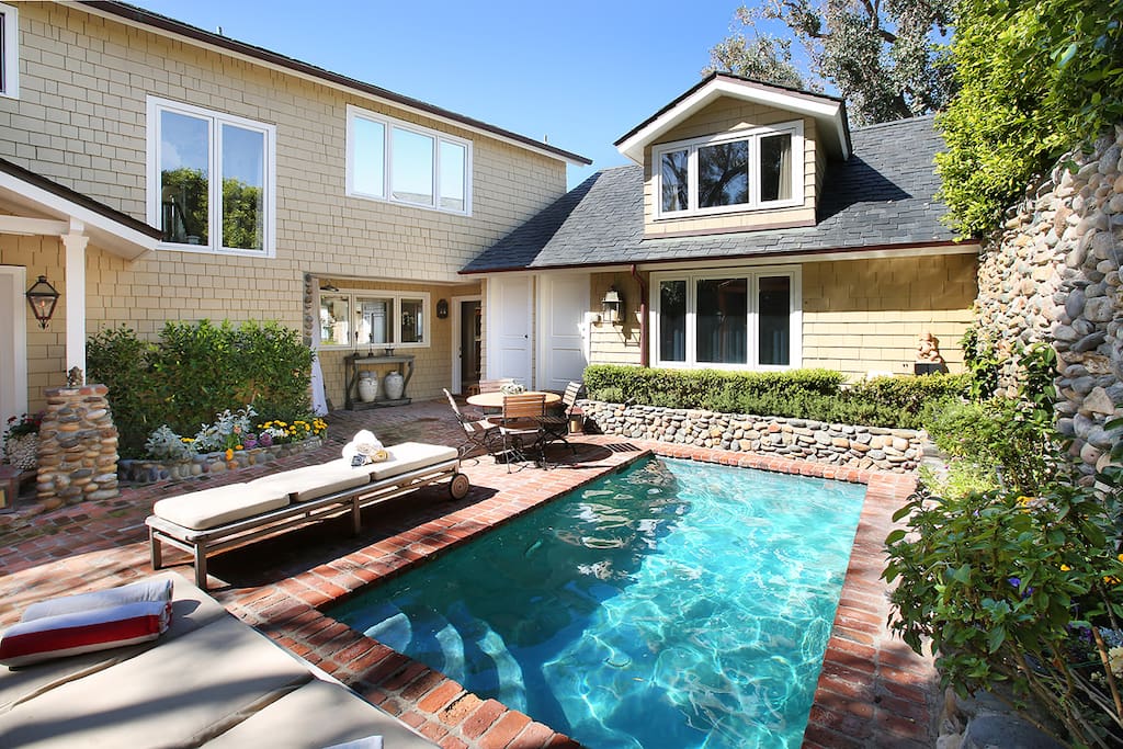Courtyard with pool