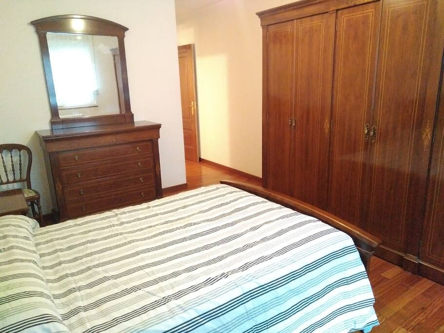 Habitación con baño privado