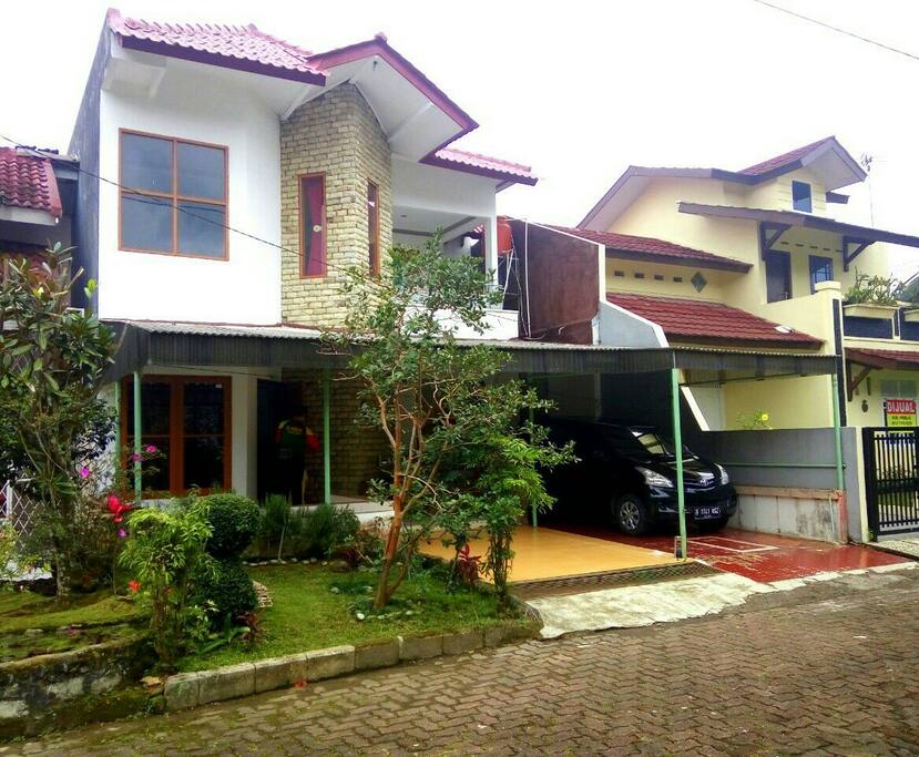 tampak samping